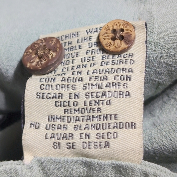 Solitude Light Green XL Silk Hawaiian Shirt - Picture 5 of 5